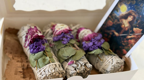 The Bloom Ritual | Floral White Sage Bundle + Intuitive Card